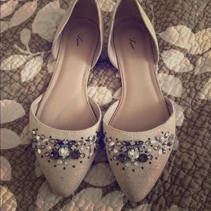 Simply Vera Wang ballet flats